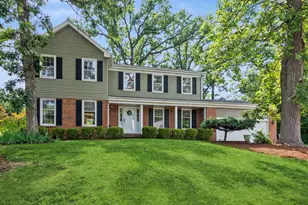 200 Timbercrest Dr, Schaumburg, IL 60193 - Photo 1