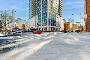 757 N Orleans St, Chicago, IL 60654 - Photo 1