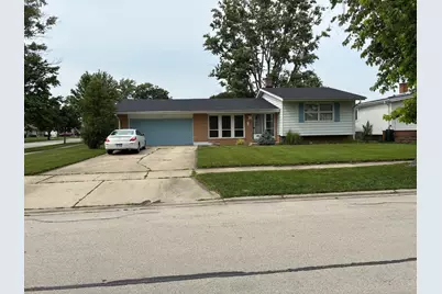 10 Lombard Circle, Lombard, IL 60148 - Photo 1