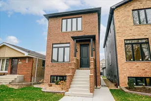 5116 S Rutherford Ave, Chicago, IL 60638 - Photo 1