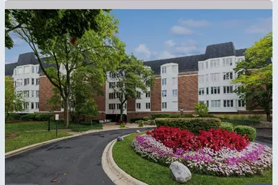 200 Lake Boulevard #407, Buffalo Grove, IL 60089 - Photo 1