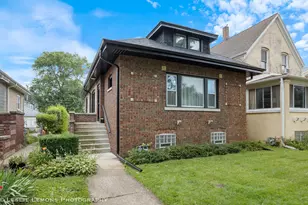 1164 S Lombard Ave, Oak Park, IL 60304 - Photo 1