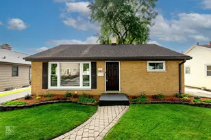 181 Barron St, Bensenville, IL 60106 - Photo 1