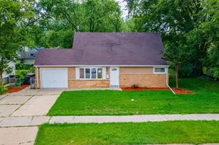 437 Winnebago St, Park Forest, IL 60466 - Photo 1