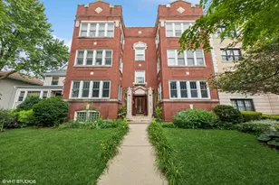 427 S Taylor Ave, Oak Park, IL 60304 - Photo 1