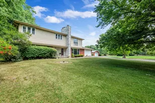 9822 W Pauling Rd, Monee, IL 60449 - Photo 1