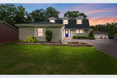 5537 Pershing Avenue, Downers Grove, IL 60516 - Photo 1