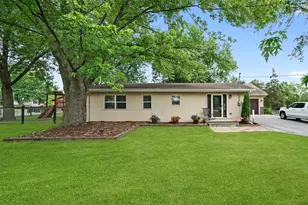 17011 Le Claire Ave, Tinley Park, IL 60477 - Photo 1