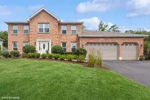 1007 Deshannon Ct, Batavia, IL 60510 - Photo 1