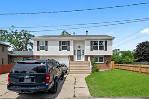 10302 W Palmer Ave, Melrose Park, IL 60164 - Photo 1