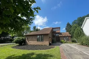 2 Spinnaker Ct, Third Lake, IL 60030 - Photo 1