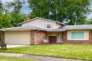 22644 Lakeshore Dr, Richton Park, IL 60471 - Photo 1