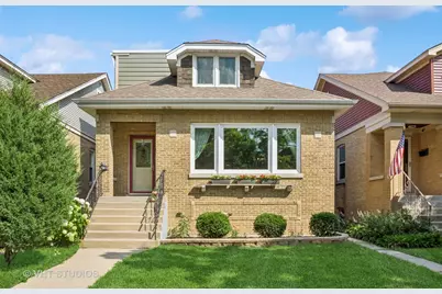 5811 N Napoleon Avenue, Chicago, IL 60631 - Photo 1