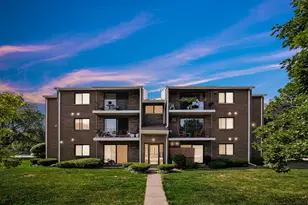 7325 Tiffany Dr, Orland Park, IL 60462 - Photo 1