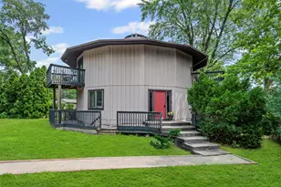 27W680 Warrenville Rd, Warrenville, IL 60555 - Photo 1