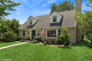 3212 Otto Ln, Evanston, IL 60201 - Photo 1