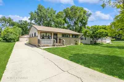 170 Old Farm Lane, Carpentersville, IL 60110 - Photo 1