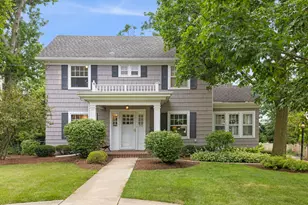 345 N Montclair Ave, Glen Ellyn, IL 60137 - Photo 1