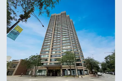 1850 N Clark Street #202, Chicago, IL 60614 - Photo 1