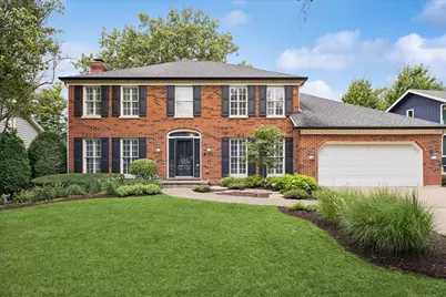 221 Meadowbrook Lane, Hinsdale, IL 60521 - Photo 1