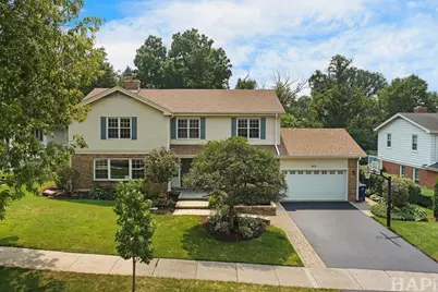 1423 Woodhill Drive, Northbrook, IL 60062 - Photo 1