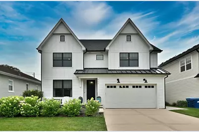 662 S Parkside Avenue, Elmhurst, IL 60126 - Photo 1