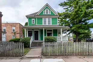 518 Franklin St, Waukegan, IL 60085 - Photo 1