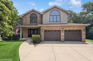 6001 Wolf Rd, La Grange Highlands, IL 60525 - Photo 1