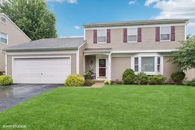 1703 Larson Avenue, Saint Charles, IL 60174 - Photo 1