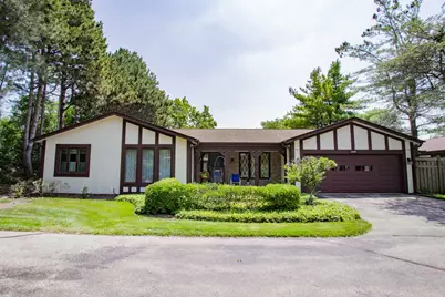 1436 Estate Lane, Glenview, IL 60025 - Photo 1