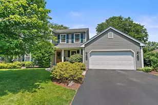 740 Fairview Ave, Glen Ellyn, IL 60137 - Photo 1