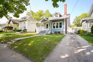 468 Wilder St, Aurora, IL 60506 - Photo 1