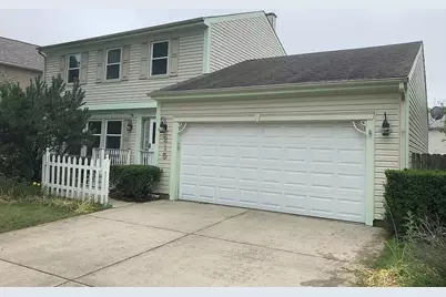 215 Annapolis Drive, Vernon Hills, IL 60061 - Photo 1