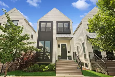 4411 W Waveland Avenue, Chicago, IL 60641 - Photo 1