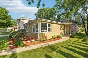 3935 W Jarvis Ave, Lincolnwood, IL 60712 - Photo 1