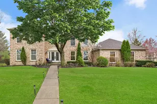 1000 Surrey Ln, Itasca, IL 60143 - Photo 1