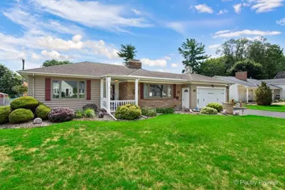 133 N Weston Avenue, Elgin, IL 60123 - Photo 1