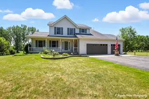 8815 Regnier Rd, Hebron, IL 60034 - Photo 1