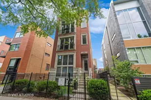 1915 W Crystal St, Chicago, IL 60622 - Photo 1