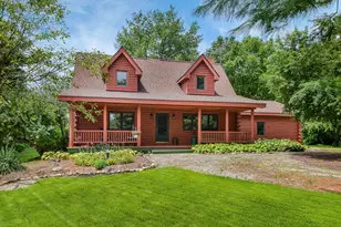 37W817 Pine Needles Ct, Batavia, IL 60510 - Photo 1