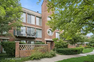 1030 Arbor Ln, Northfield, IL 60093 - Photo 1