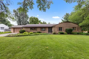 2020 Edgebrook Dr, Rockford, IL 61107 - Photo 1