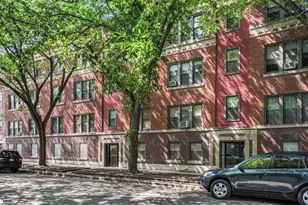 1520 W Belle Plaine Ave, Chicago, IL 60613 - Photo 1