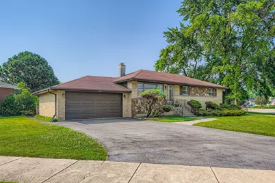 5549 W 83rd Place, Burbank, IL 60459 - Photo 1