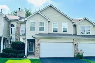 153 Sussex Ct, Roselle, IL 60172 - Photo 1
