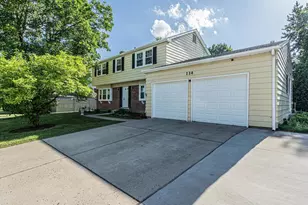 114 Timber Hill Rd, Buffalo Grove, IL 60089 - Photo 1