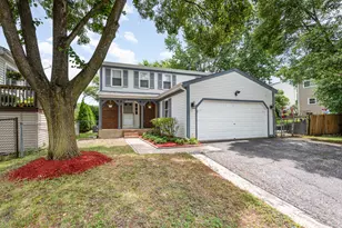 651 Iroquois Trail, Carol Stream, IL 60188 - Photo 1