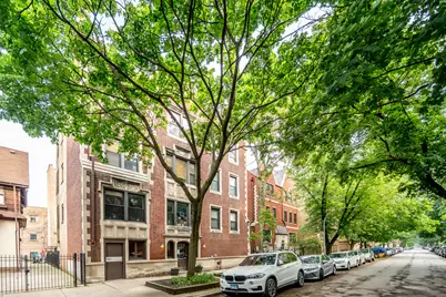 6829 N Lakewood Avenue #3, Chicago, IL 60626 - Photo 1