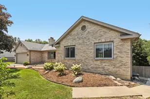 12122 220th Ave, Bristol, WI 53104 - Photo 1