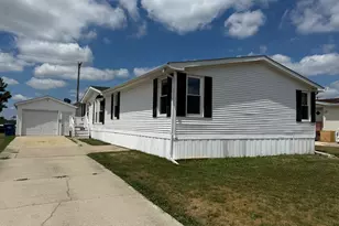 12 Drake Ln, Beecher, IL 60401 - Photo 1